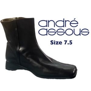 Rare Find!! Andre Assous Black Leather Ankle Boot Size 7.5 - Like New